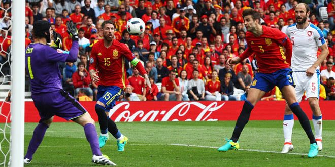 Euro 2016: Spanje 1 - 0 Rep Ceke